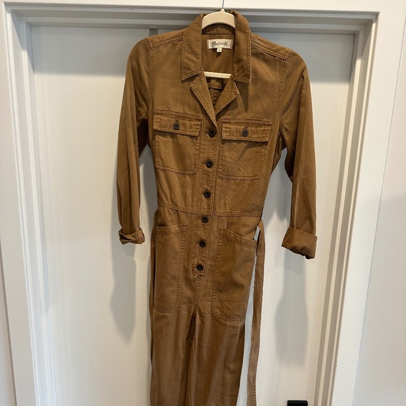 Madewell Long-Sleeve Tie-Waist Fatigue Jumpsuit - Picture 6 of 7